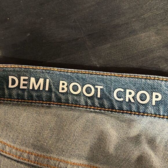 J. Crew Distressed Demi Boot Crop Jeans Size 34 - Picture 4 of 7